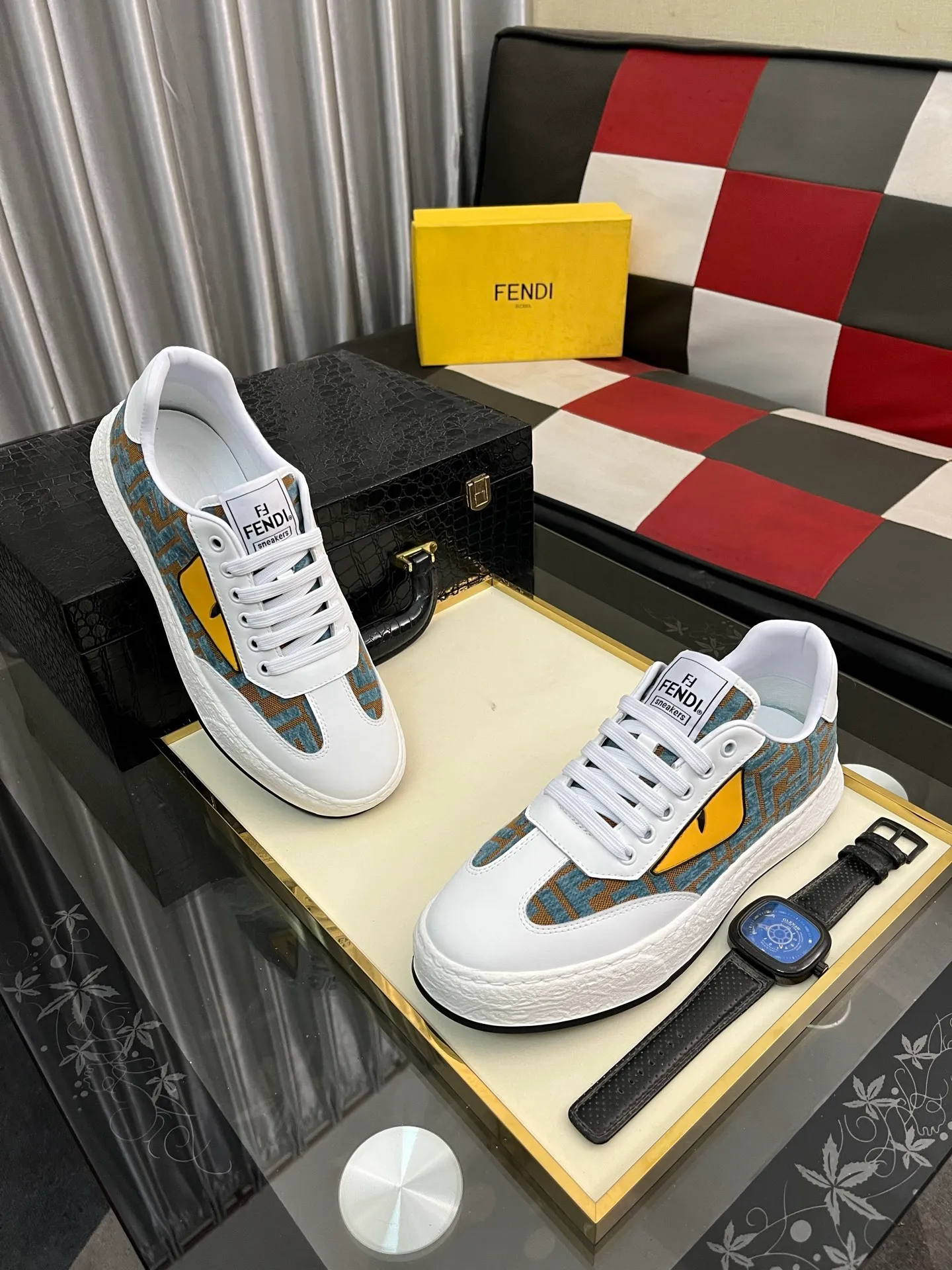 Men's shoes 💰420⌚️⌚️FENDI "Fendi" P480 Regular size: 38-44 (casual shoes) Product materials: Selected cowhide upper, soft sheepskin lining; original outsole. 4️⃣colors available